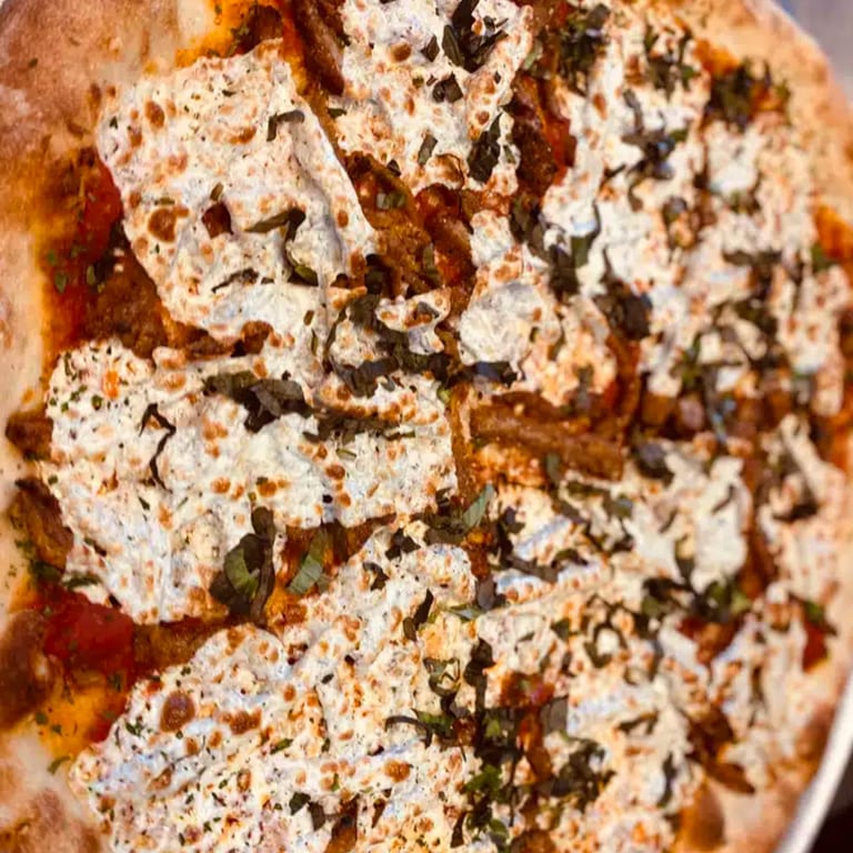 Big Pizza, Big Flavor!