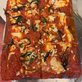 Grandma Pizza